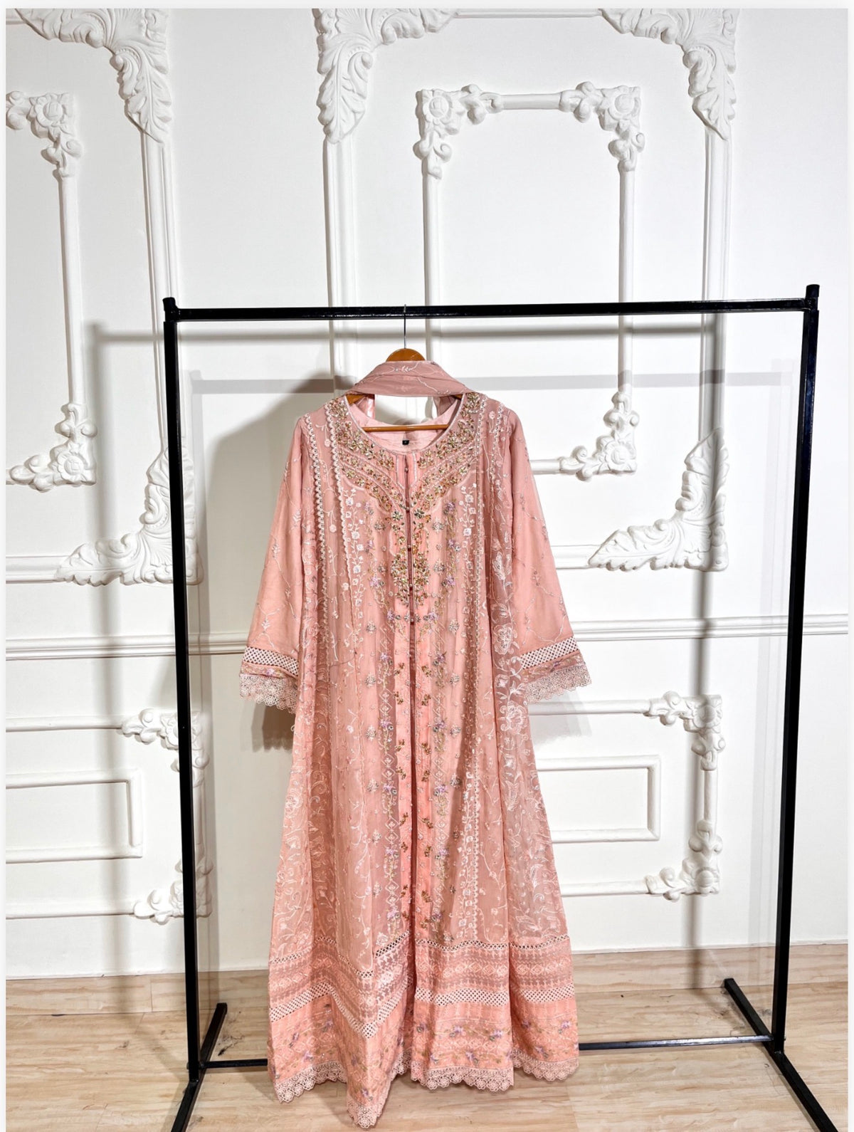 Agha Noor Pure Organza Embroidered 3-Piece Maxi Suit Set