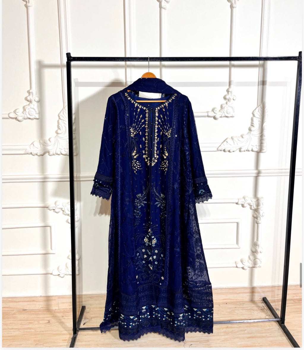 Agha Noor Pure Organza Embroidered 3-Piece Maxi Suit Set